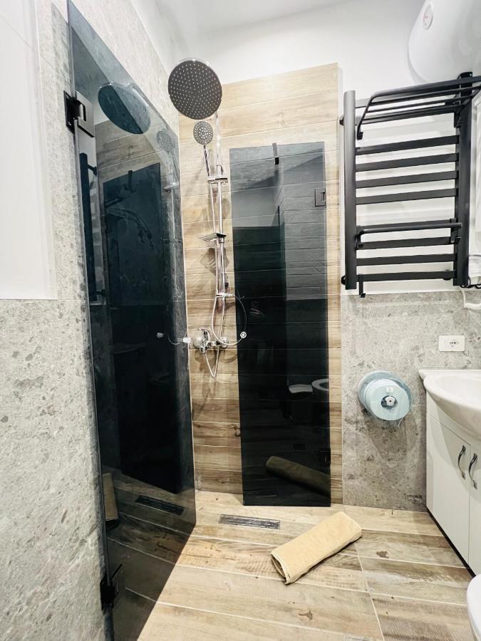 Colombia Apartments&rooms Durres