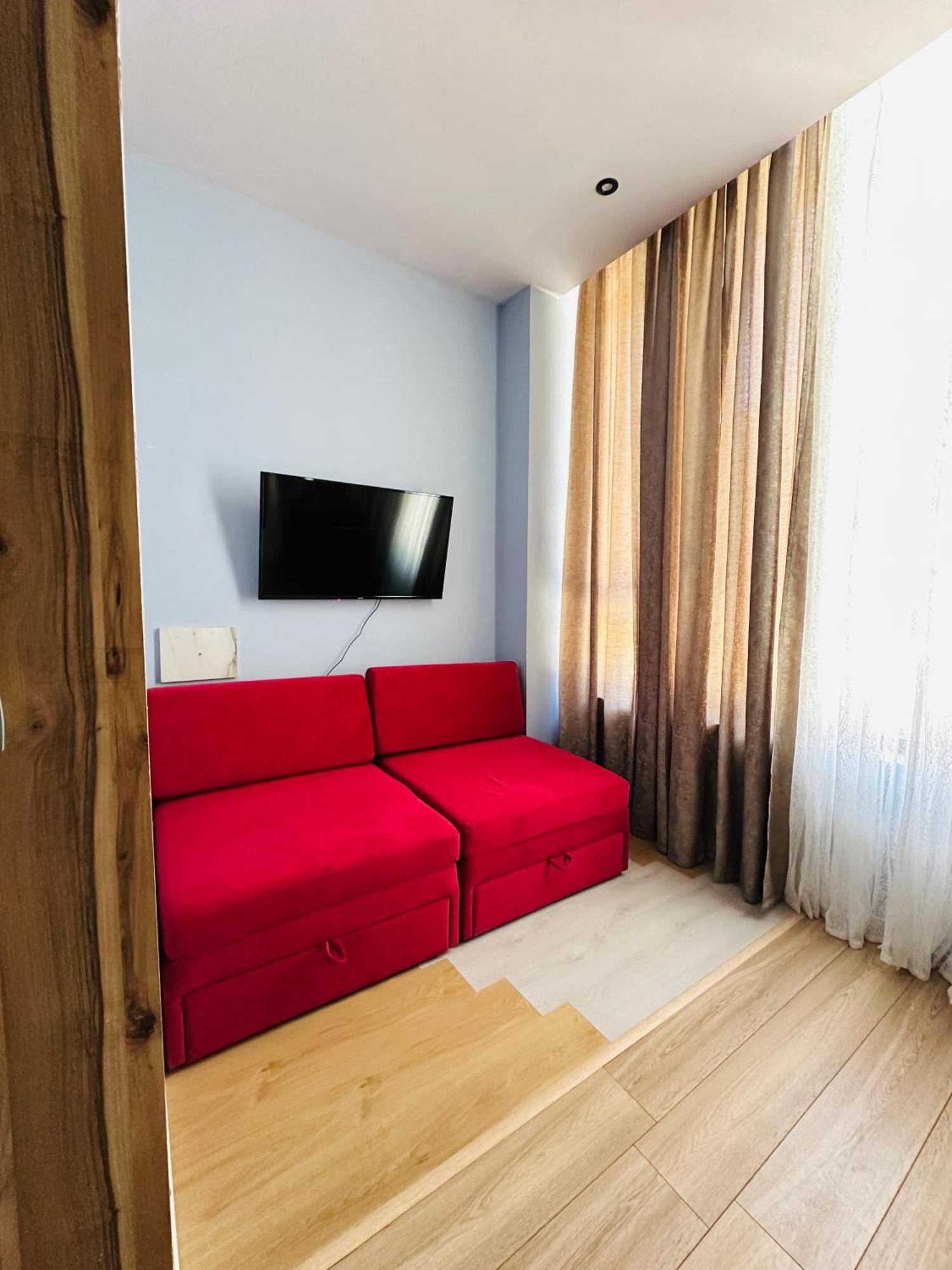 Colombia Apartments&rooms * Durres