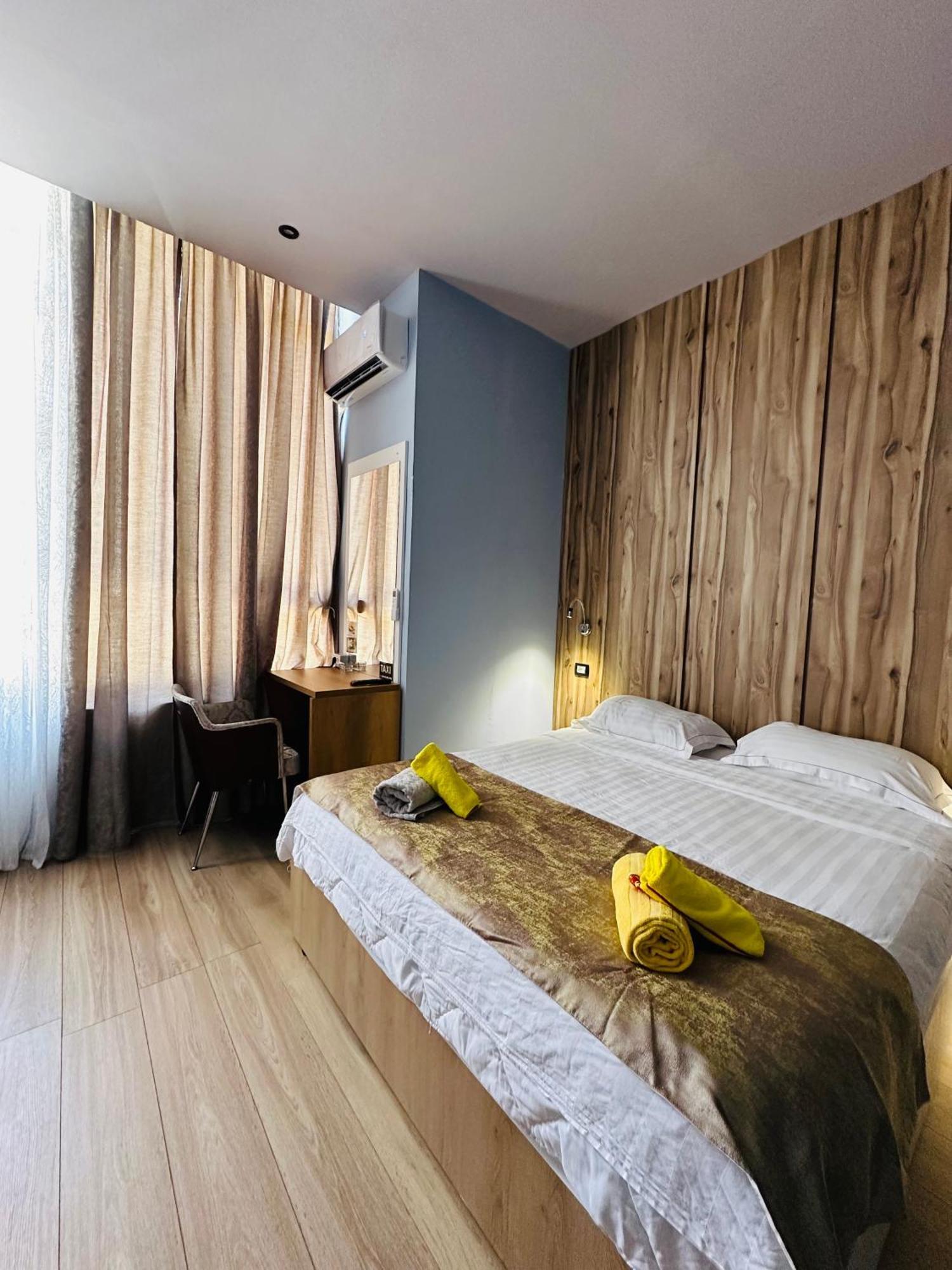 Colombia Apartments&rooms Durres